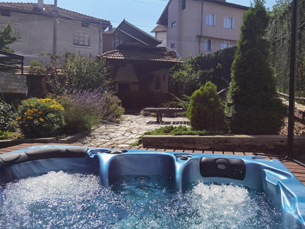 Mira Guest House Dobriniste Kültér fotó