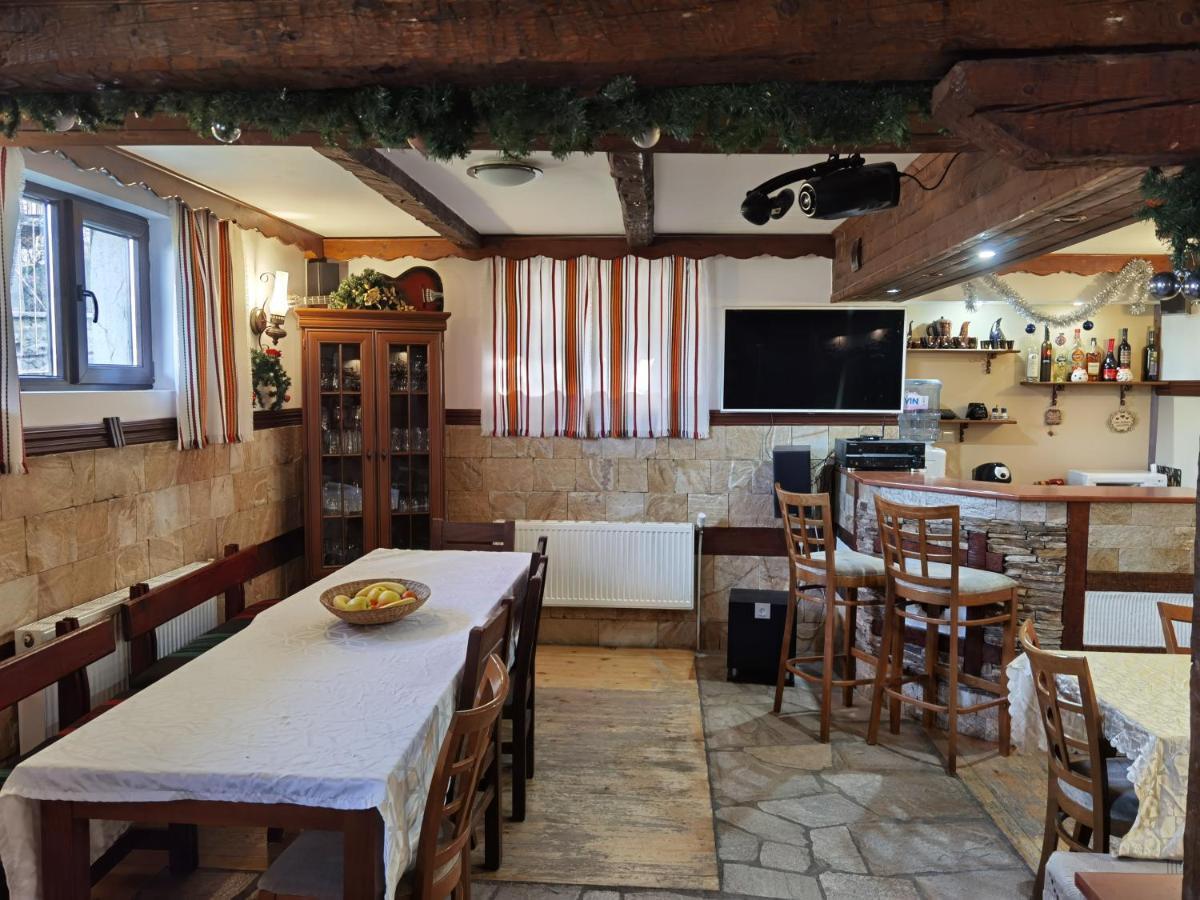 Mira Guest House Dobriniste Kültér fotó