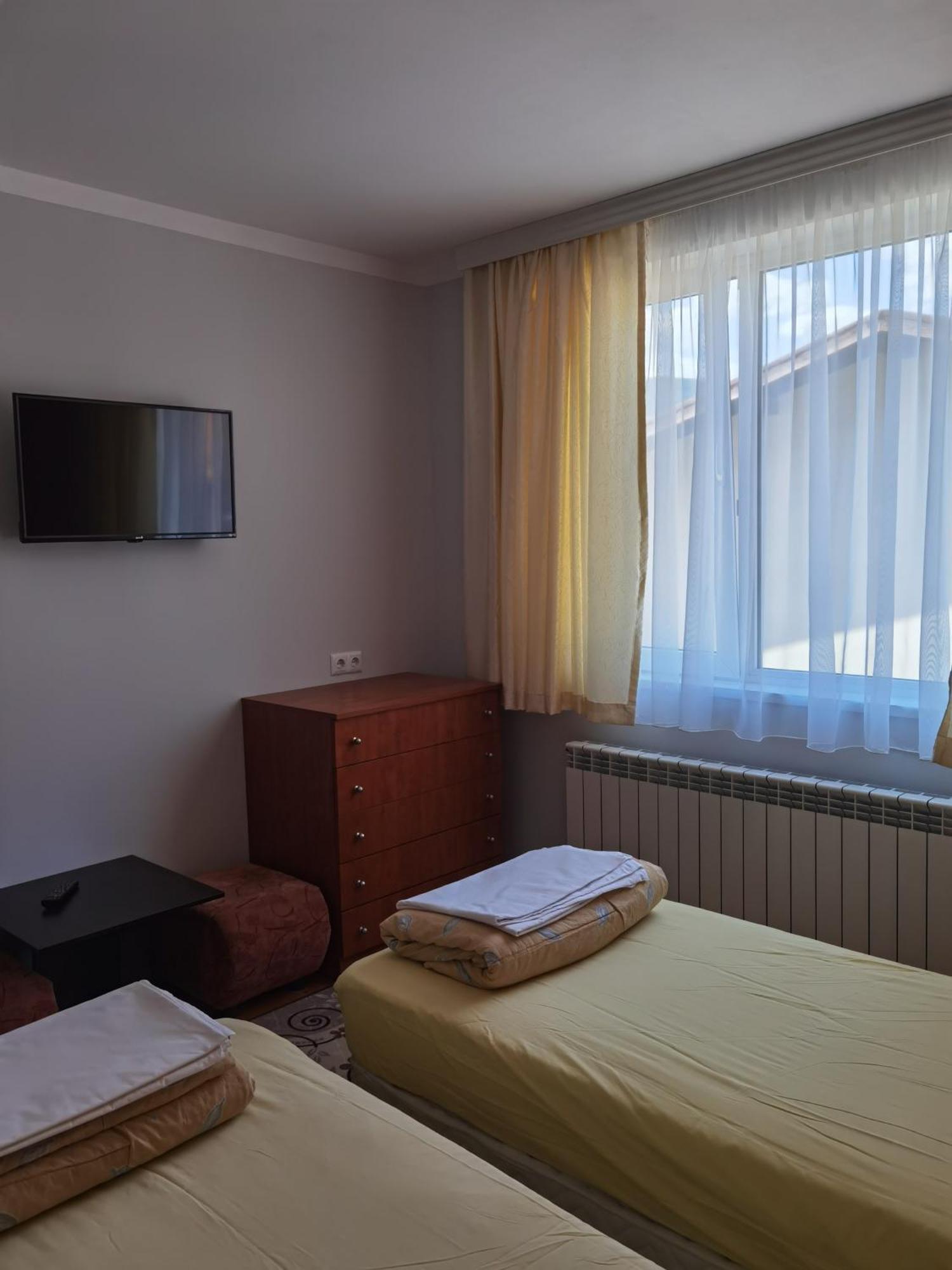 Mira Guest House Dobriniste Szoba fotó