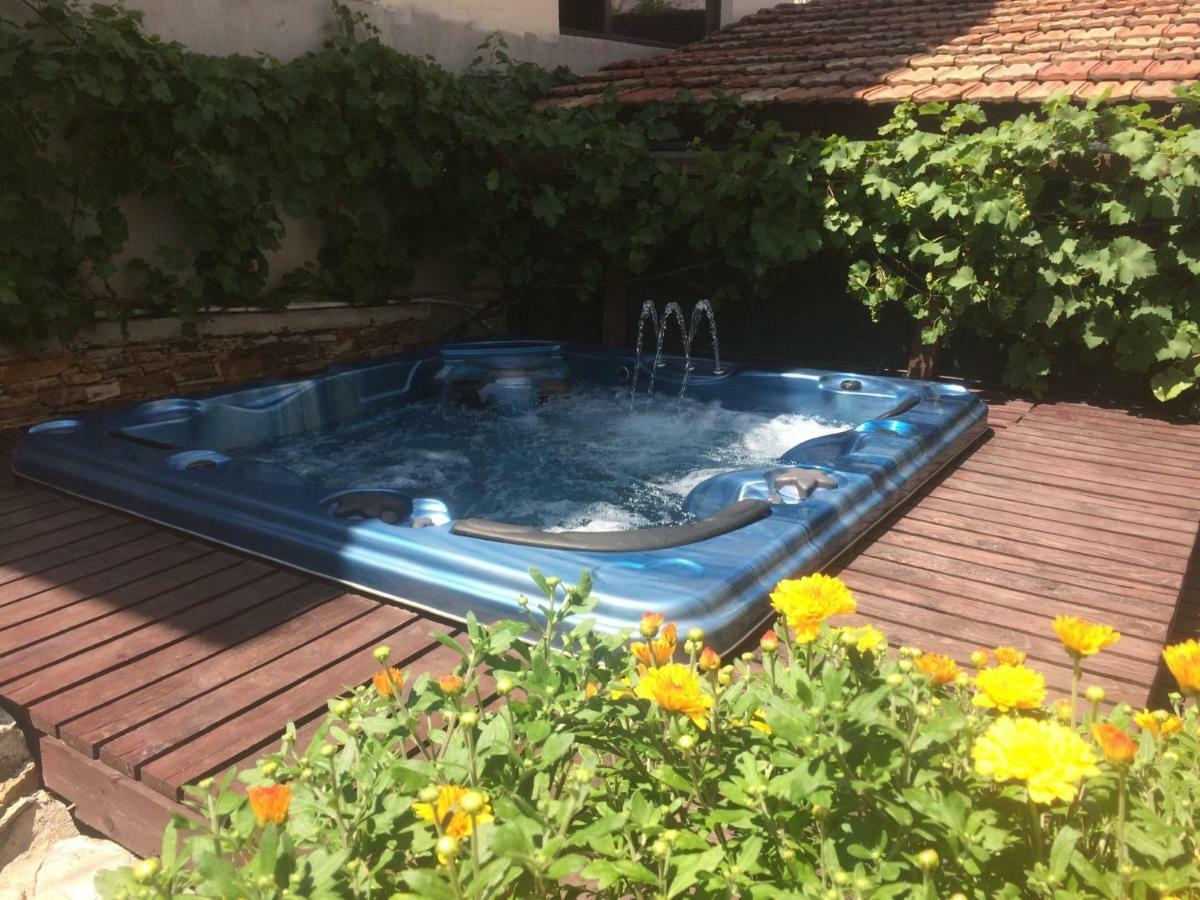 Mira Guest House Dobriniste Kültér fotó